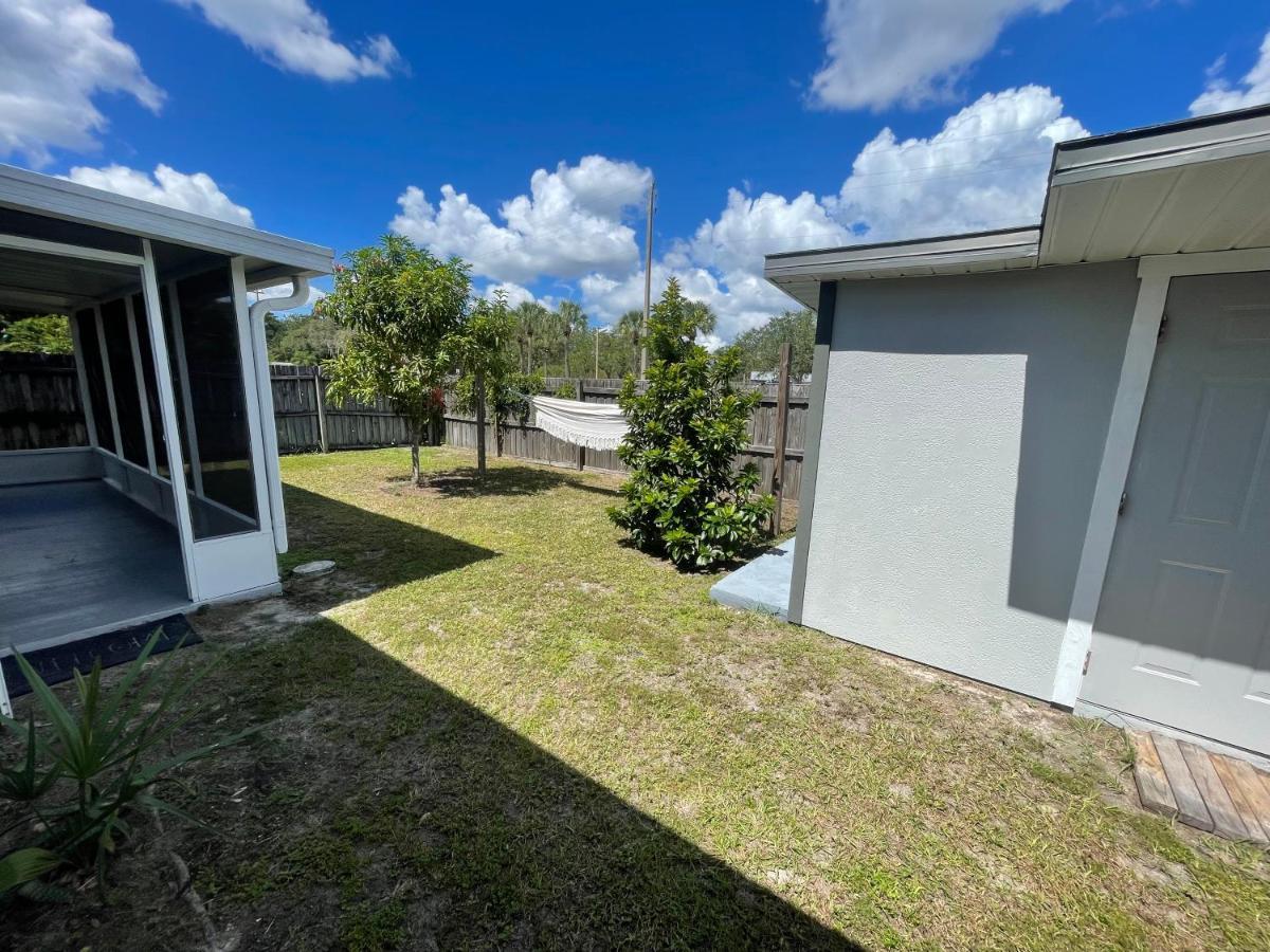 Cozy 3 Bedroom Home Close To Everything In Tampa! エクステリア 写真